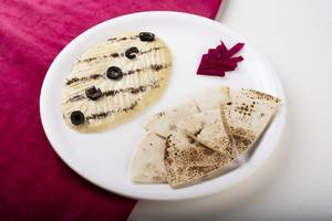 Pita With Hummus
