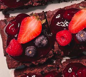 Very Berry Brownies (2pcs)