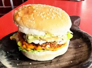 Salam E Chicken Burger