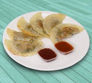 Pork Dumpling | Korean Dumpling | Momos | Mandu [6  Pieces]