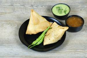 Punjabi Samosa [1 Piece]