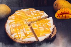 Alphonso Ice Cream Pizza (gelato)