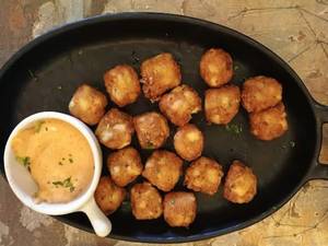 Chilli Garlic Potato Bites (16 Pcs)