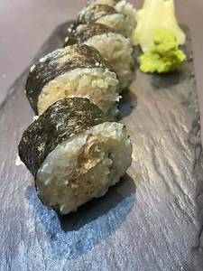 Maguro Tuna Roll