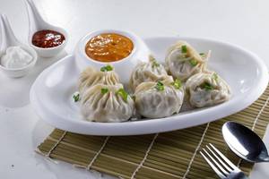 Pork Steamed Momos [6 Pieces]