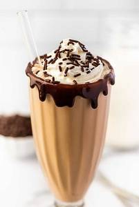 White Cream Chocolate Shake