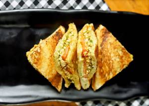 Pizza Toast Sandwich (Jain)