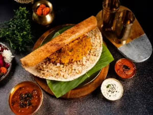 Butter masala cheese dosa
