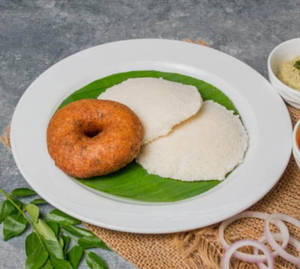 Idli with  vada