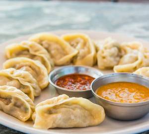 Chicken Momos Combo ( 6 Pcs )
