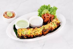 Murgh Alishan Tikka (6 Pieces)