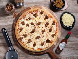La Mutton Keema Pizza