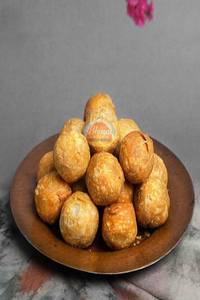 Sookhi Kachori.