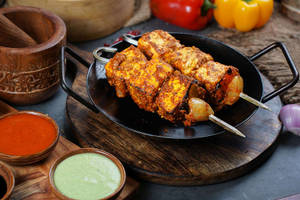 Achari Paneer Tikka