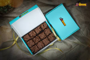 Classic Brownie Box