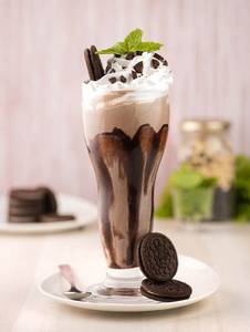 Mint & Oreo Milkshake