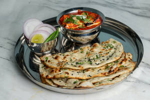Paneer Tikka Masala With 2 Kulcha    