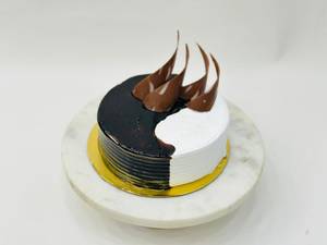Choco Vanilla Cake...