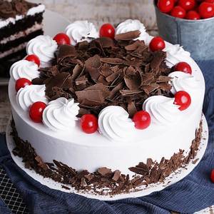 Eggless Black Forest Cake [500grm]