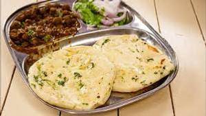 Chole kulche [ 2 pieces ]