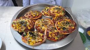 Veg Pizza Burger