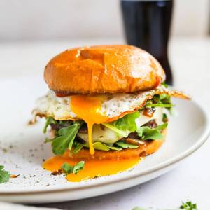 Egg Cheese Burger