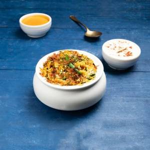 Lucknawi Sabz Dum Biryani