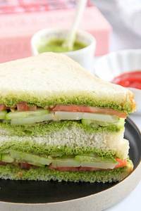 Minty Chutney Sandwich