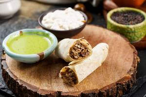 Tandoori Paneer Shawarma