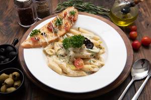 Creamy Cheese Pasta