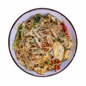 Chicken Fried Noodles With Roasted Garlic