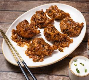 Chicken Hot Garlic Momos