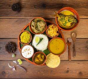 Special Pomfret Thali