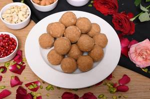Besan Laddu
