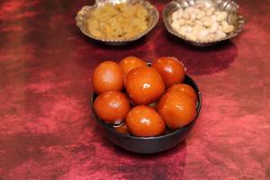 Gulab Jamun two pcs