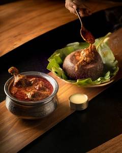 Naatu Kodi Pulusu With Ragi Sangati