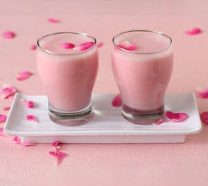 Rose Milkshake