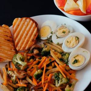 100n Breakfast Boiled Eggs