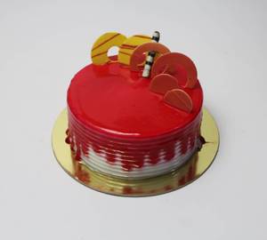 Strawberry Delight Cake.