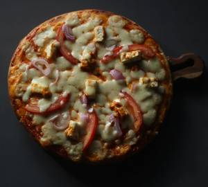 Paneer Onion Tomato Pizaa (8 Inches)