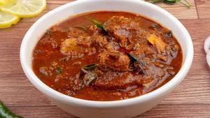 Chicken Varutharachathu