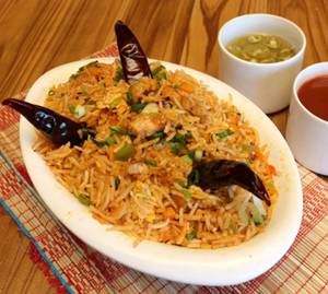 Chicken Schezwan Rice