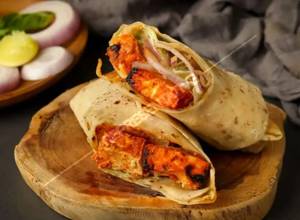 Paneer Tikka Chilly Roll