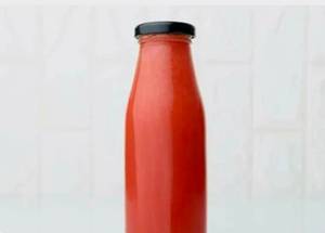 Fresh Mixed Pomegranate Juice In Bottle