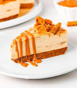 Eggless Loutus Biscoff Cheese Slice
