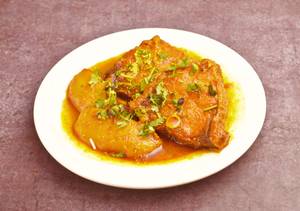 Katla Jhol with Aloo [2 Pieces]