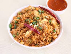 Schezwan Fried Rice (Chicken)