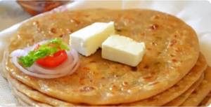 Paneer Paratha 1 Pcs + Dahi 