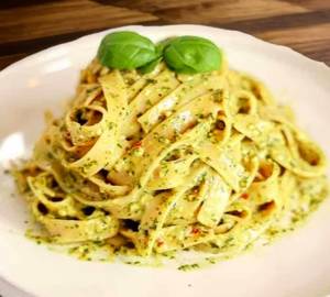 Fettuccine Pesto Chicken