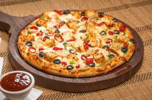 Paneer Loaded Corn pizza